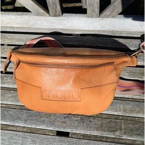 XL Vegas bumbag by muud            Danish lifestyle brand designed for knitters.